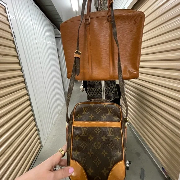 Louis Vuitton Monogram Crossbody Bag LV